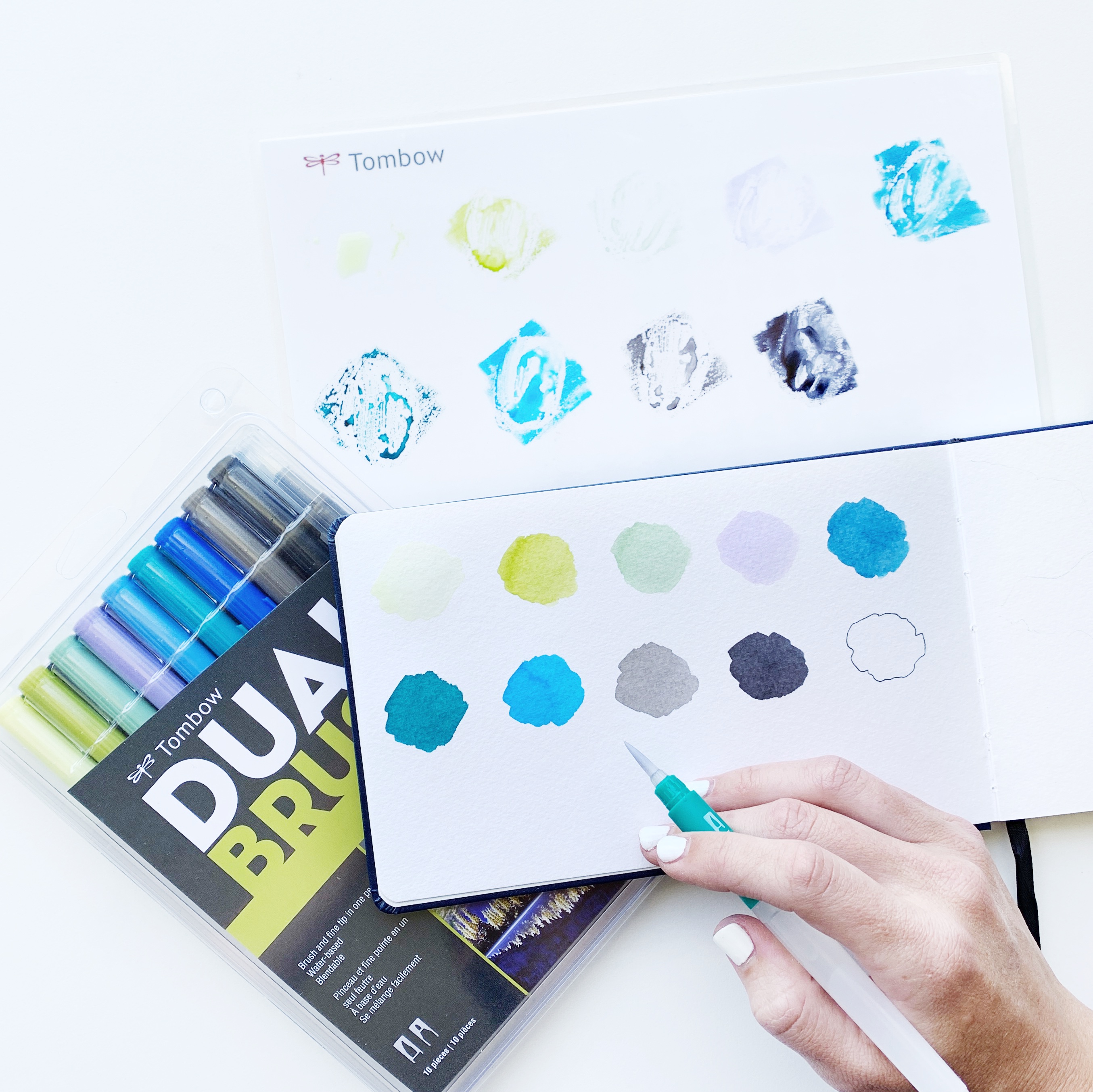 Learn how to create a travel art journal with Adrienne from @studio80design!