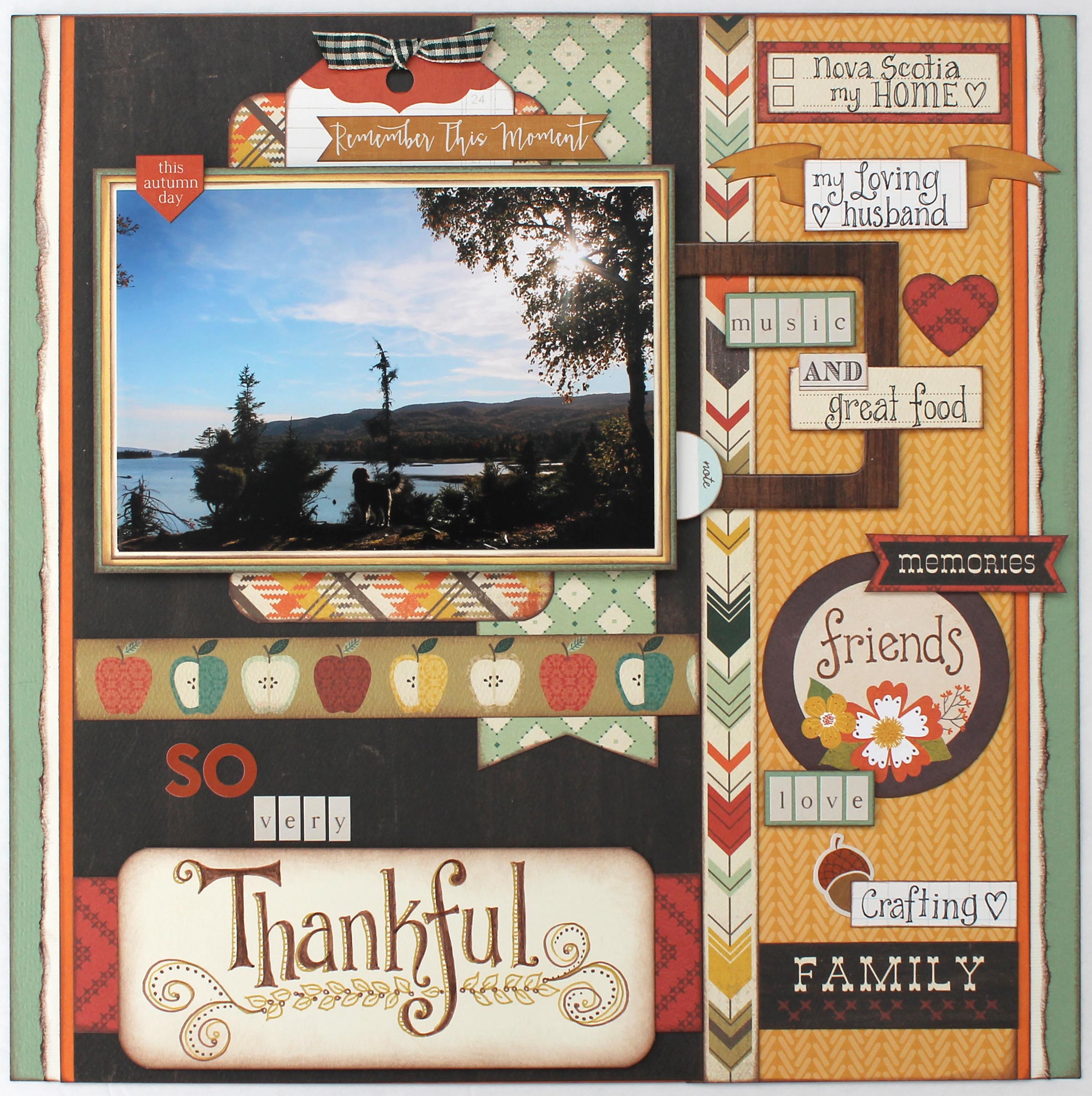 Q&A with Tombow Brand Ambassador Tracy McLennon // thankful scrapbook layout