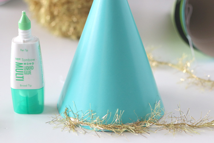 Make Your Own New Year's Party Decor - Tombow USA Blog