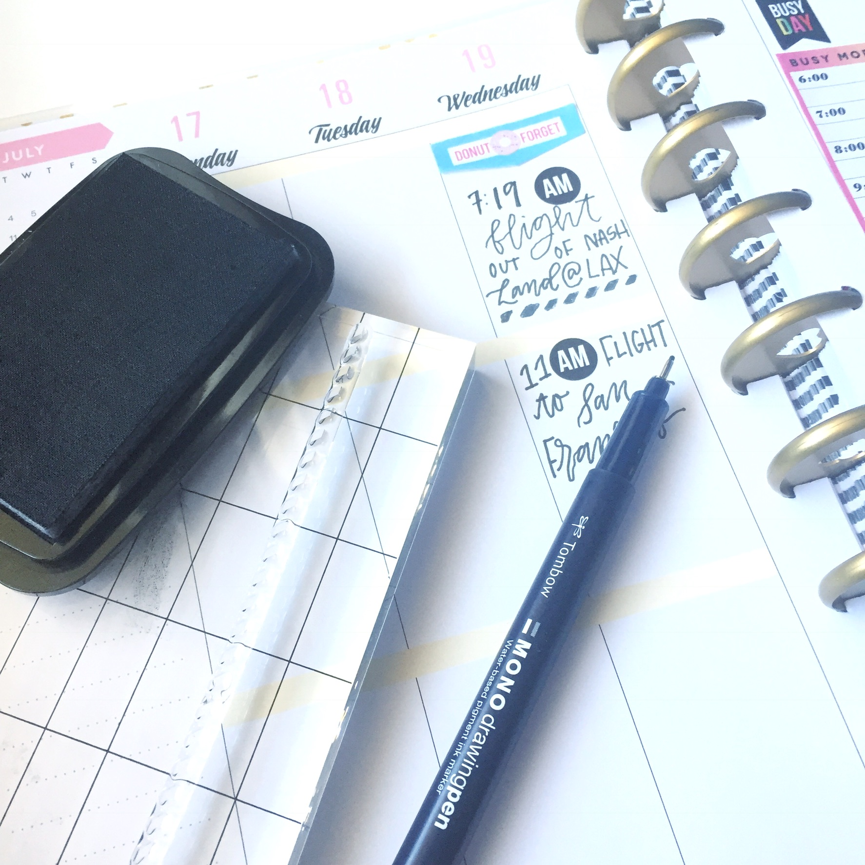 Learn some techniques for how to add color and patterns to your planner with @waffleflower and @tombowusa products. Lauren of @renmadecalligraphy (renmadecalligraphy.com) loves to give lettering and crafting tips! 