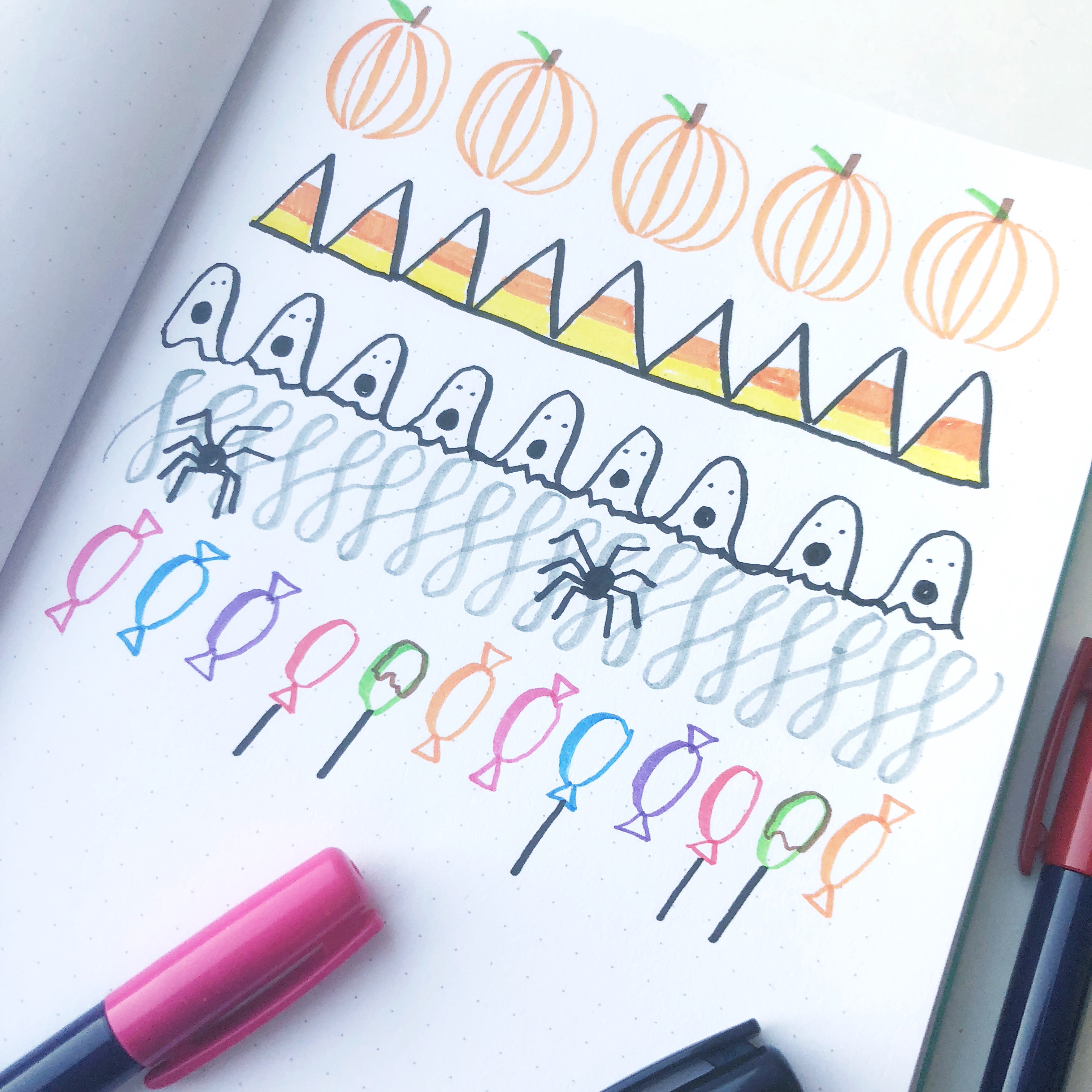 Lauren Fitzmaurice of Renmade Calligraphy walks you step by step through how to create super cute halloween doodles while practicing basic brush strokes with the new Tombow Fudenosuke Color Brush Pens.