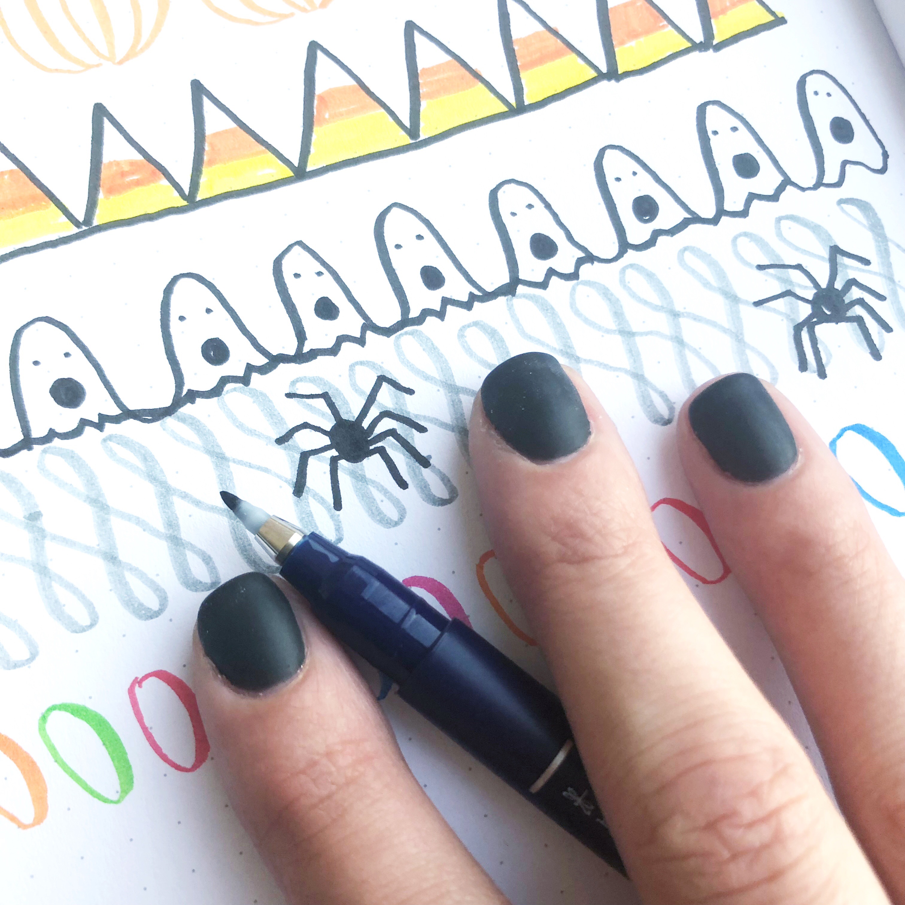 Lauren Fitzmaurice of Renmade Calligraphy walks you step by step through how to create super cute halloween doodles while practicing basic brush strokes with the new Tombow Fudenosuke Color Brush Pens.