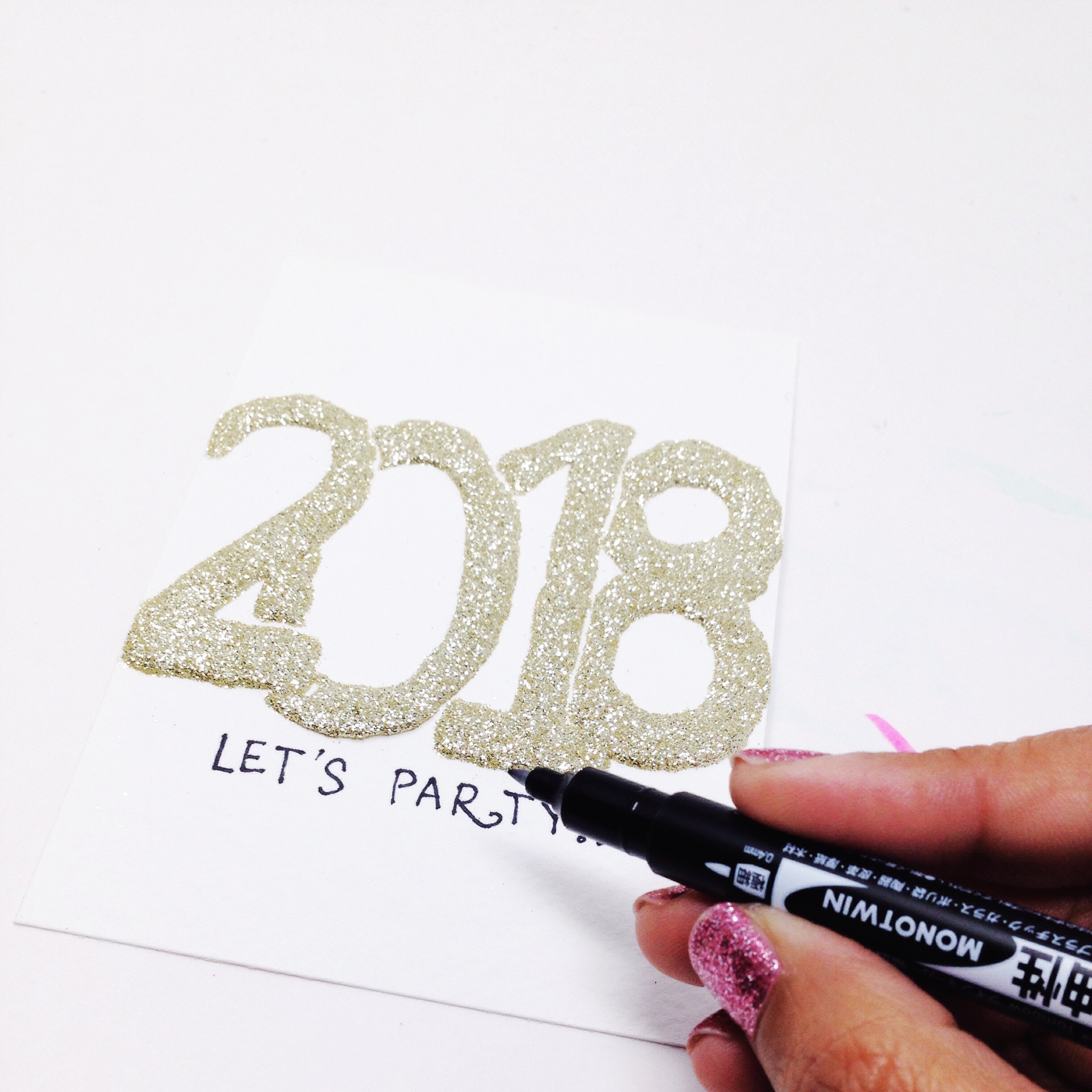 Make Your Own New Year's Party Decor - Tombow USA Blog