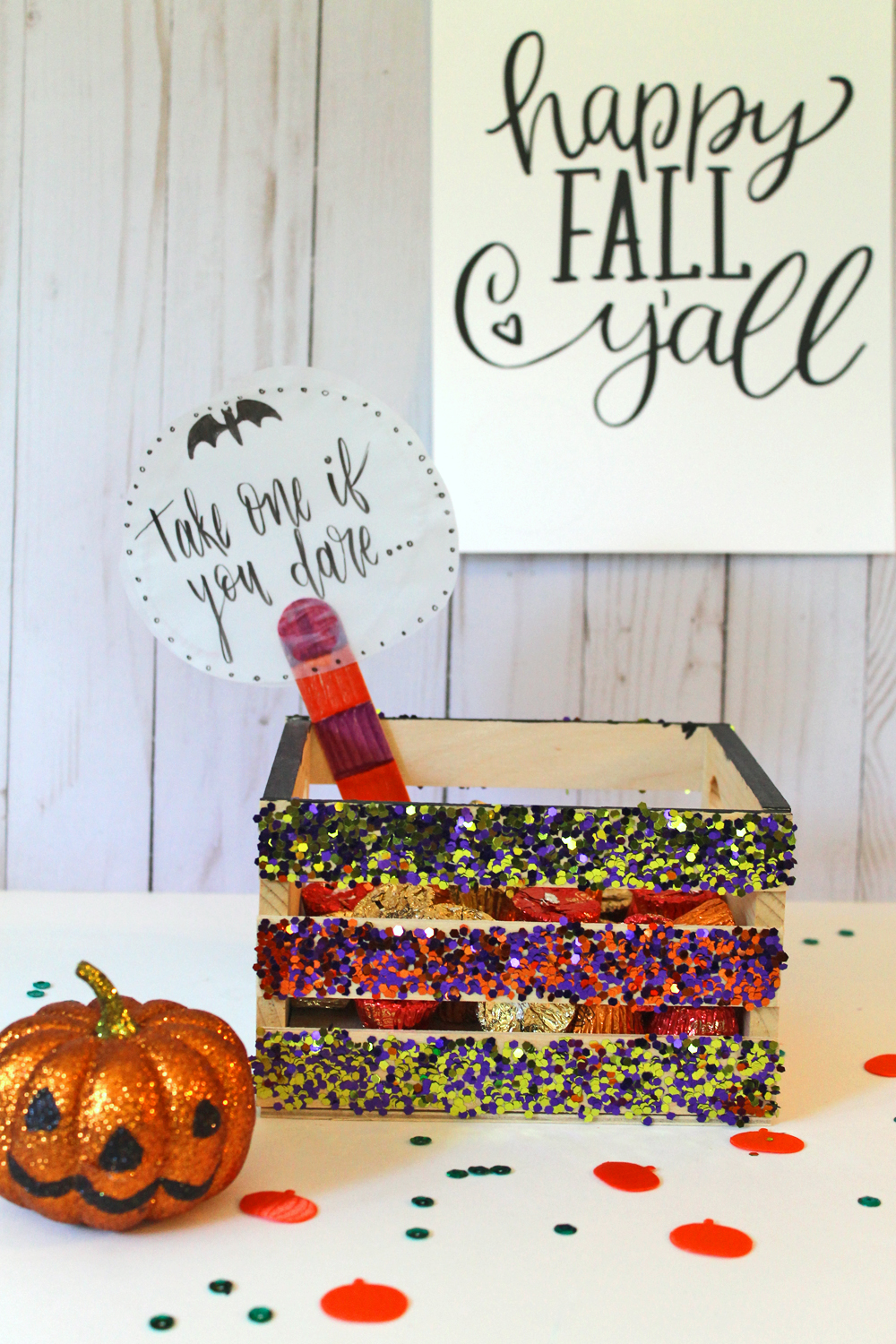 Learn how to create this glittery Trick or Treat Candy Crate in 5 easy steps with @tombowusa and @studiokatie