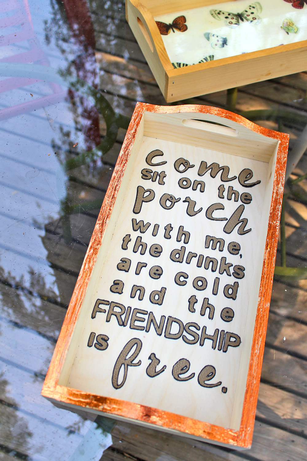 Learn how to make this DIY Quote Tray using the @Cricut Explore Air 2, @tombowusa adhesive & tutorial by @punkprojects